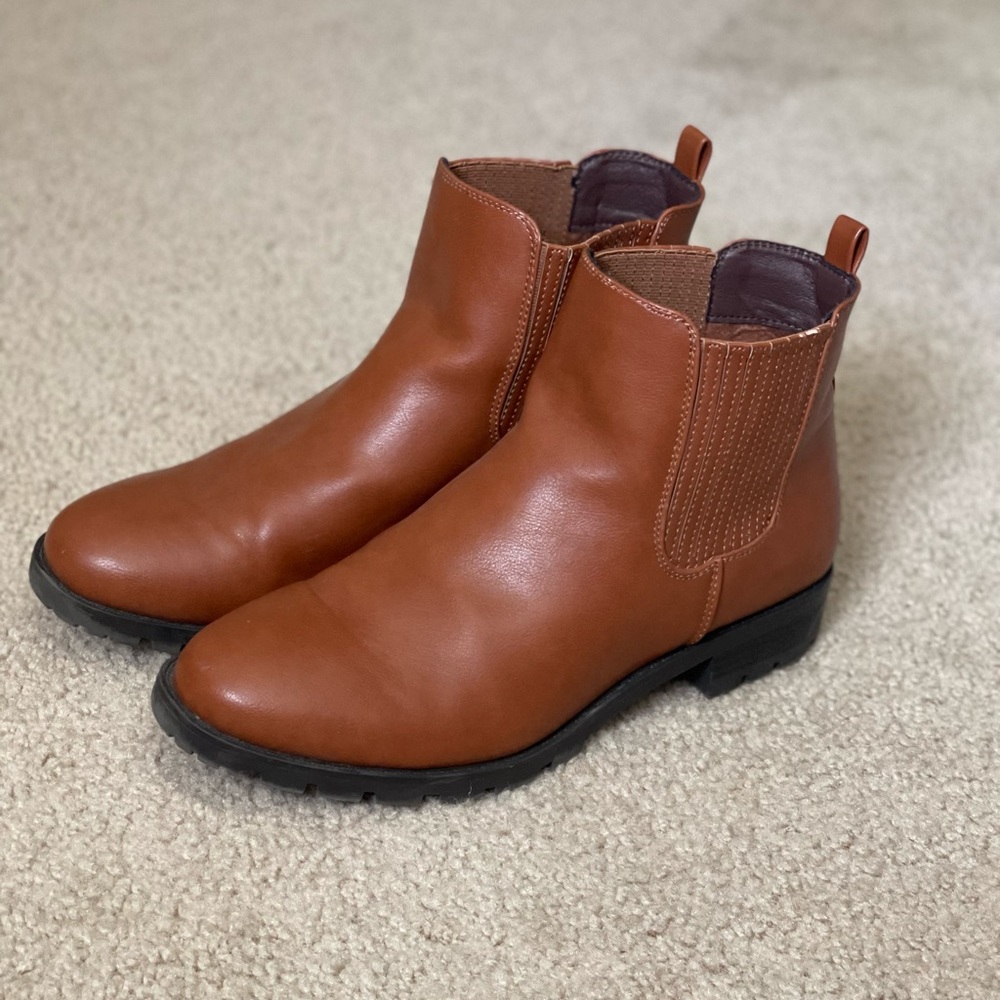 Sonoma Brown Chelsea Boots